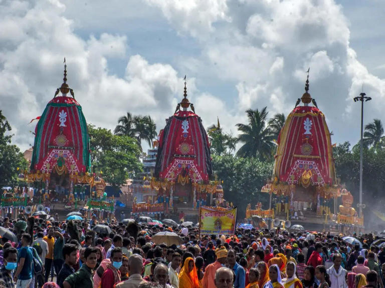 I went to Jagannath Temple in Puri and what I found was not god or spirituality but.......