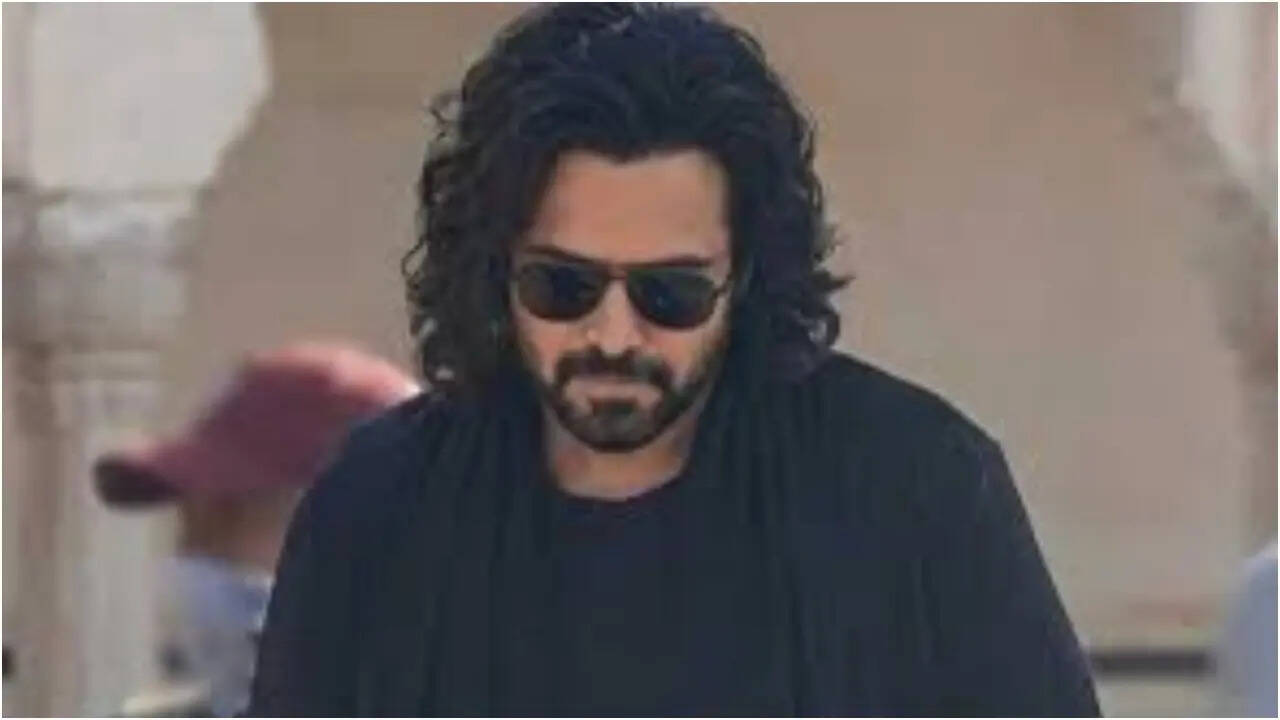 Emraan Hashmi wraps shoot for 'Awarapan 2'; film to hit theatres on ...