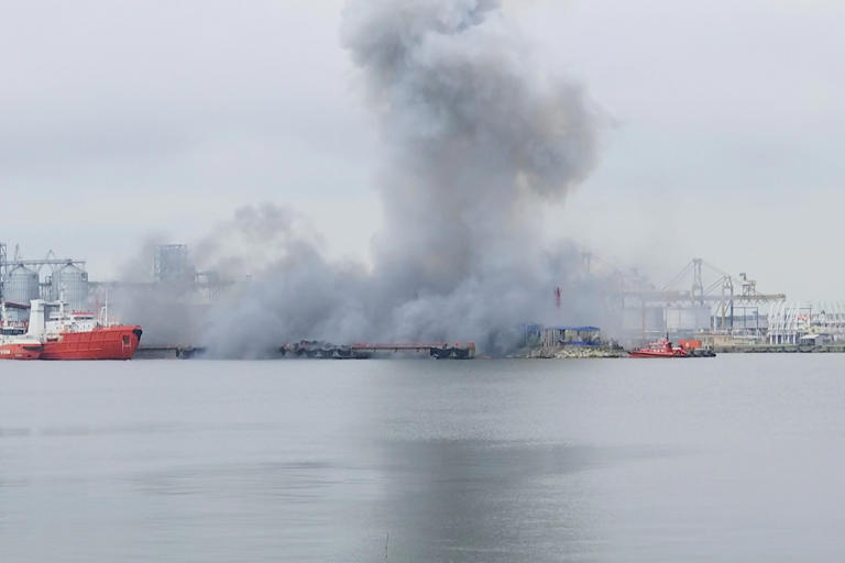 Explosión de un dron en el puerto de Constanza, Rumania, el viernes 5 de junio de 2026.