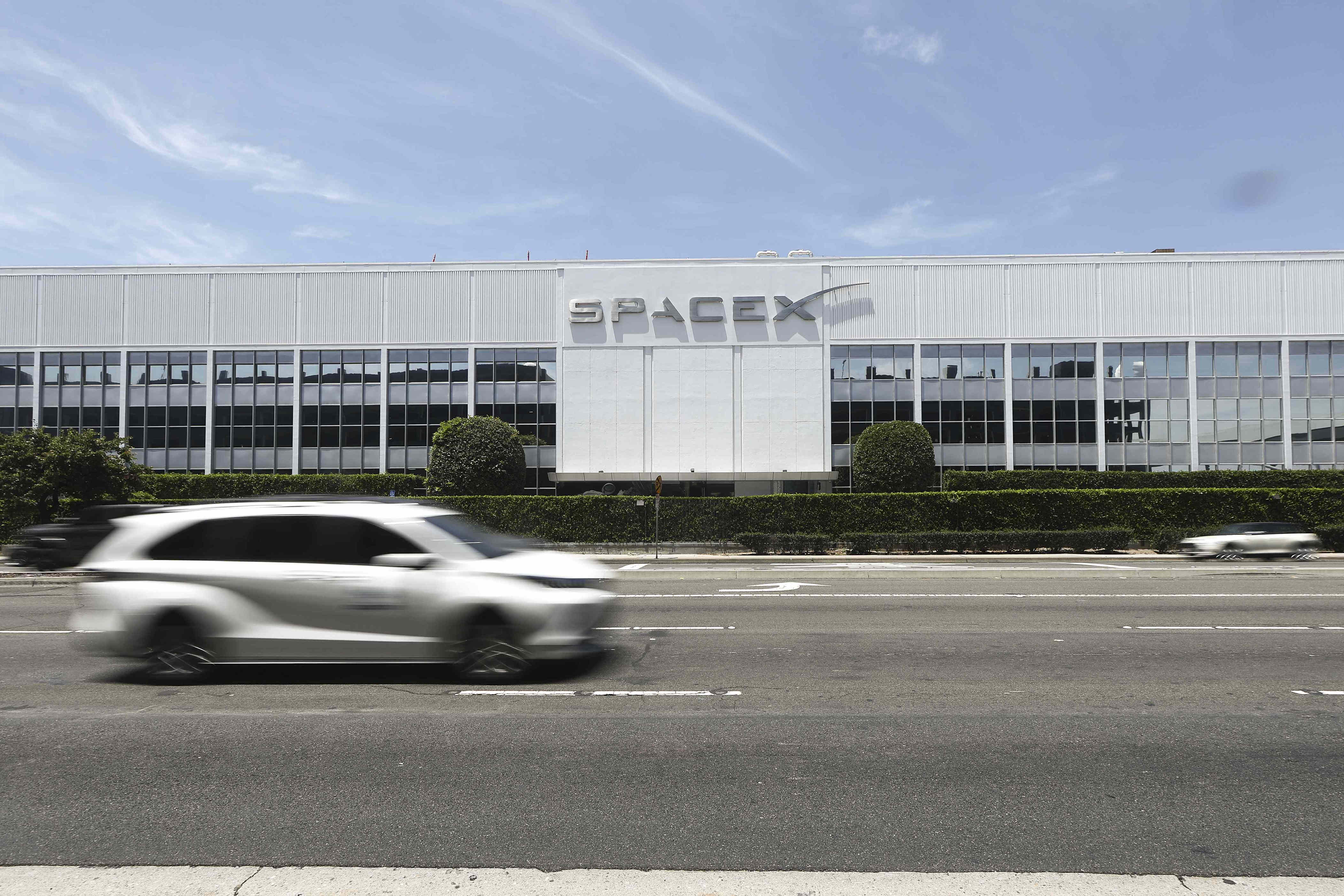 The SpaceX IPO will ripple across indexes and funds. Here's what that ...