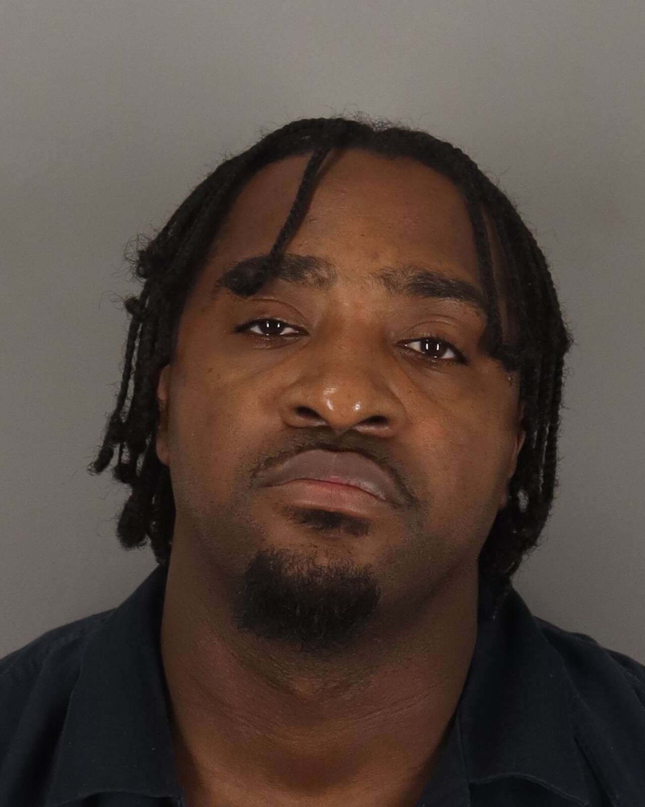 US Marshals arrest Louisiana murder suspect in Nederland