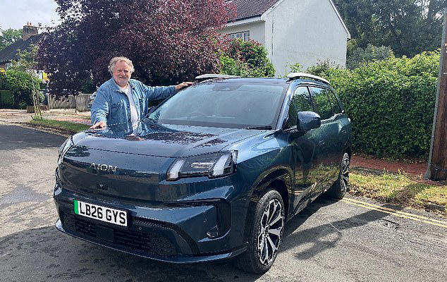 The Aion V is a £36,000 family EV with a limousine-style twist: Ray ...