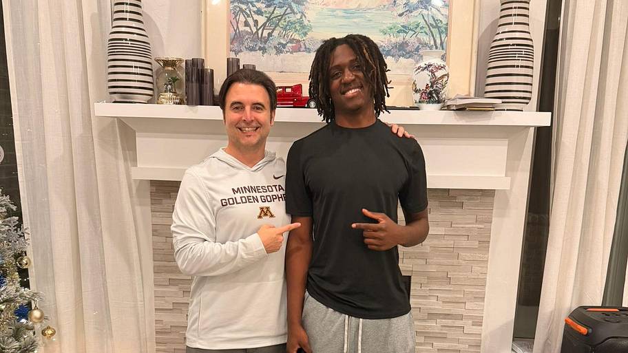 Gophers recruiting notes: Rival pursuing 4-star target, edge sets ...