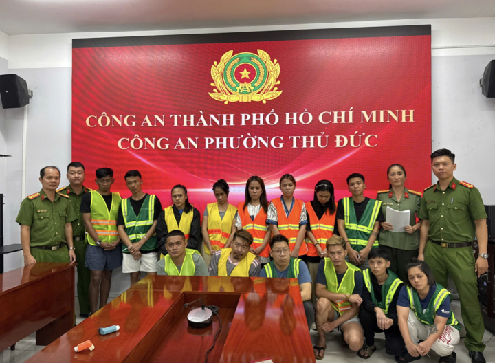 Phát hiện nhóm người nước ngoài dương tính ma túy, nghi lừa đảo xuyên quốc gia
