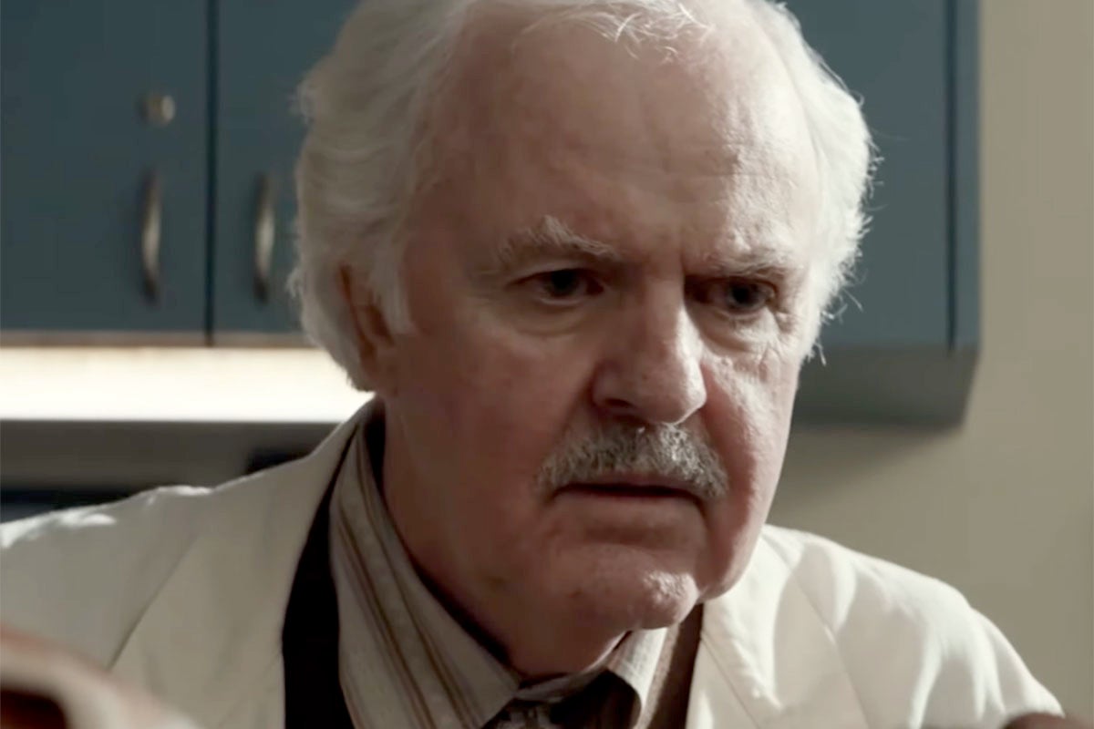 Muere apuñalado el actor James Handy, conocido por Top Gun y Jumanji