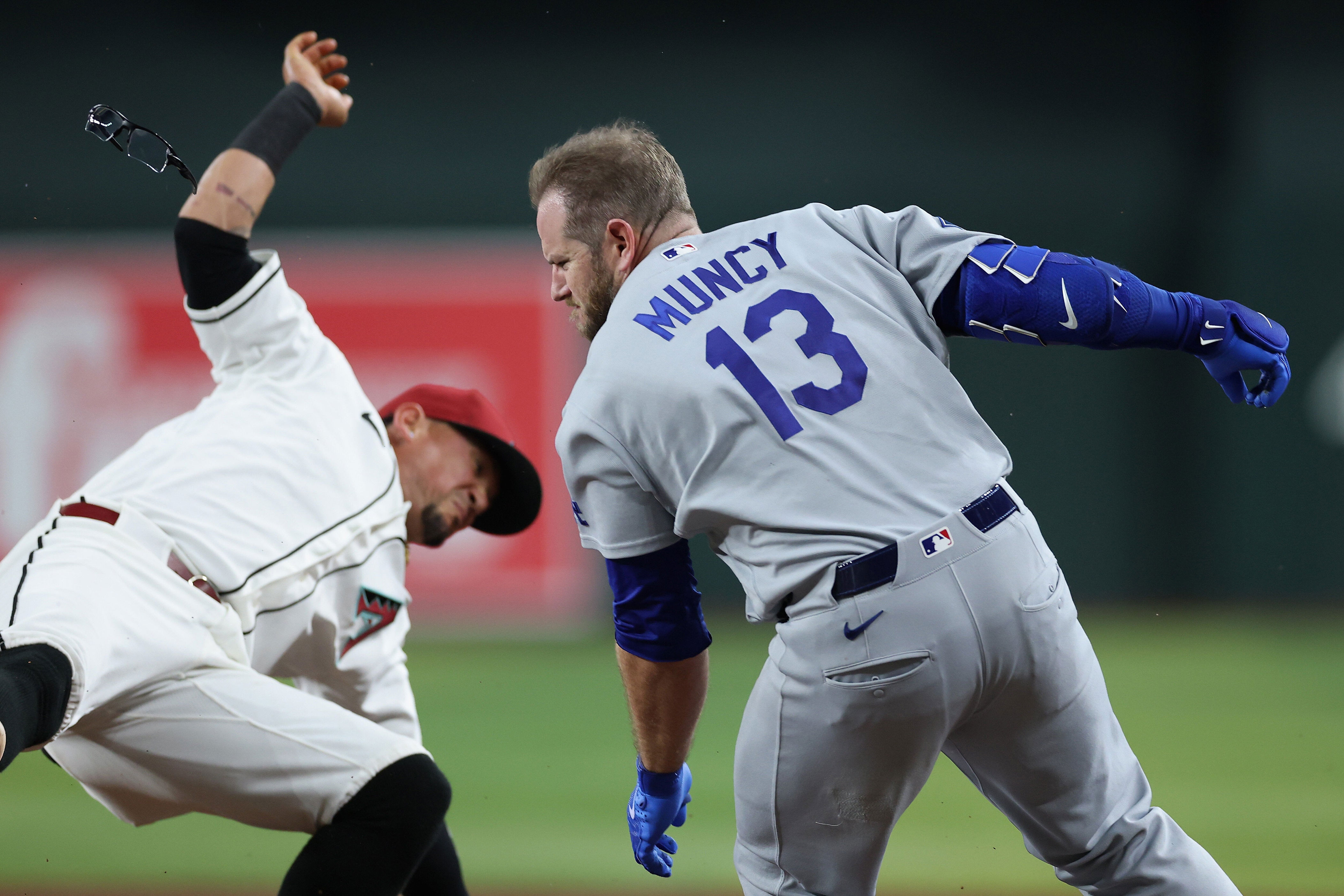 'Never seen a collision like that': Watch viral MLB wreck