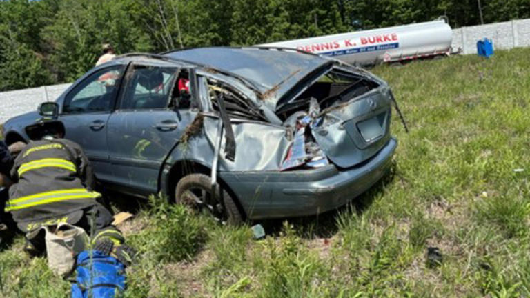 Pilot flown to hospital after NH small plane crash