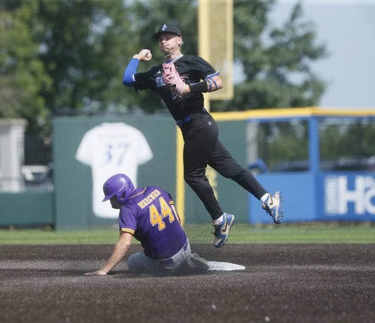 Campbell County beats LaRue County in state baseball tournament opener