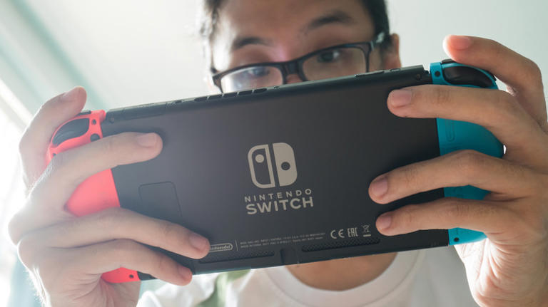 Before you buy a used Nintendo Switch, check for these 4 problems