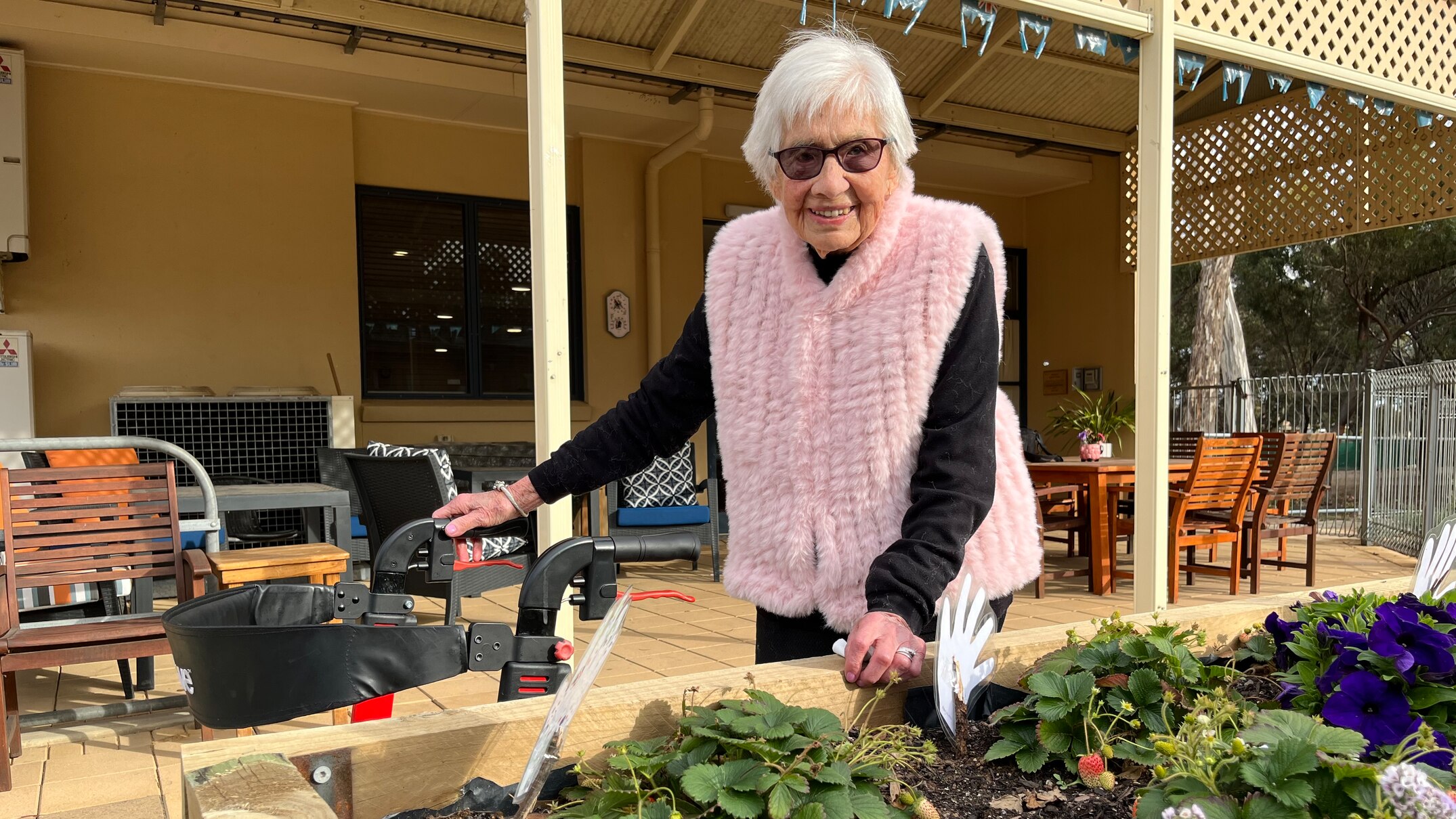 Australia's oldest woman Lorna Henstridge celebrates 112th birthday