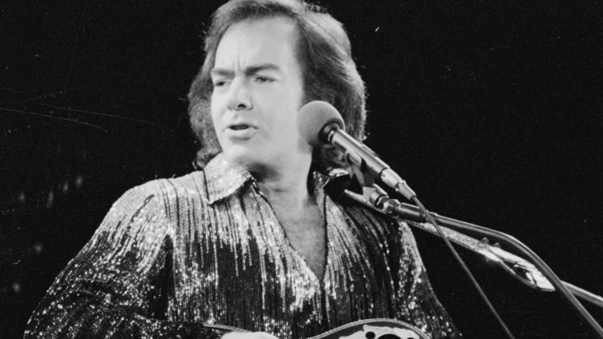 Neil Diamond's 'Heartlight': The love anthem inspired by ET and its ...