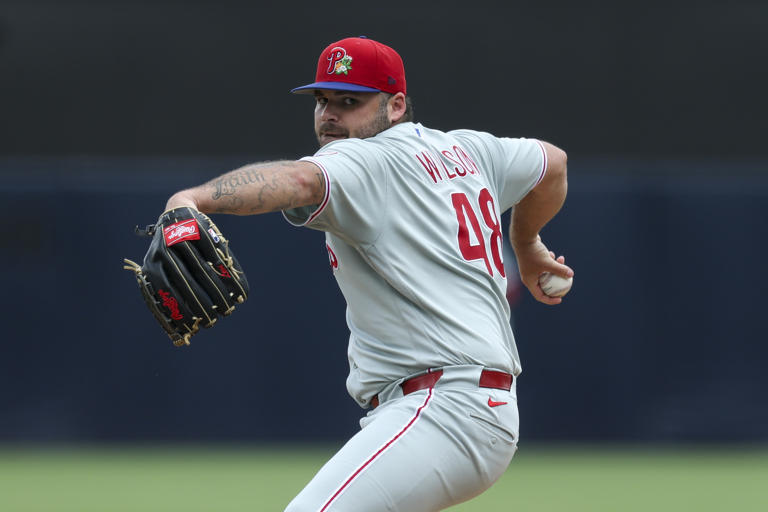 Phillies re-sign Bryse Wilson to minor league deal