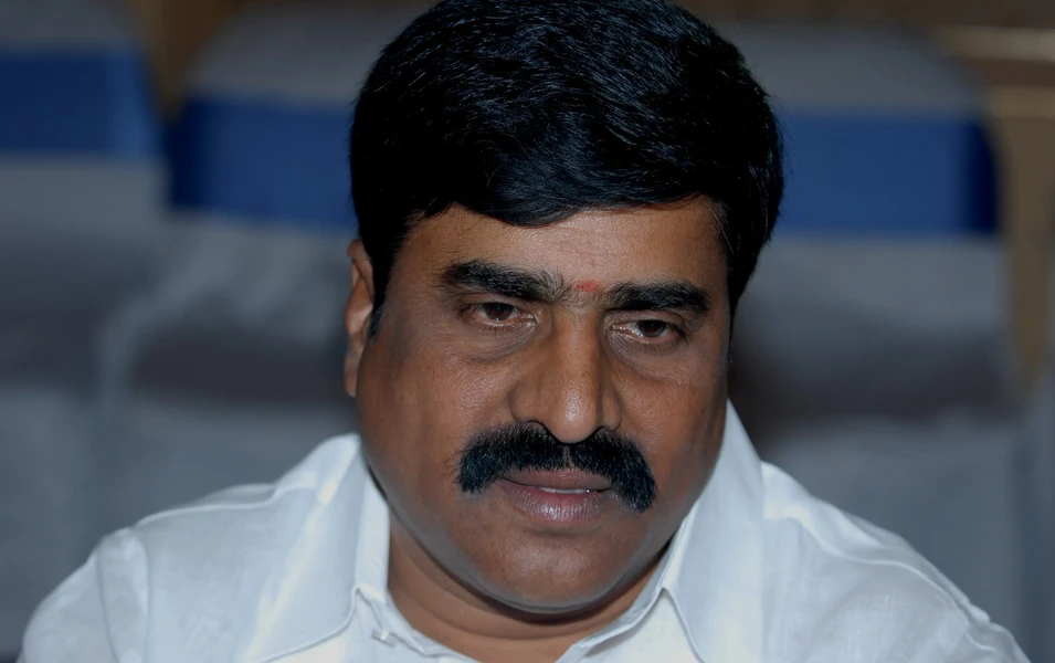 Reddy quits cabinet over loss of Bengaluru development portfolio