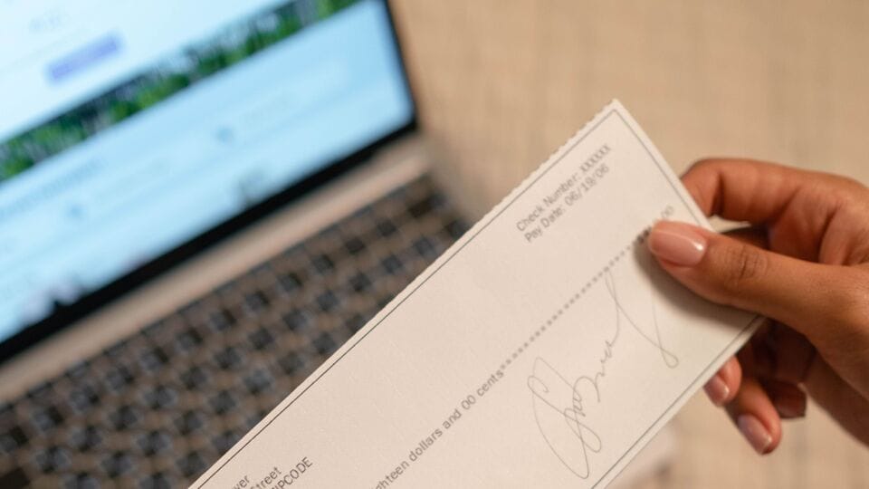 Facebook privacy settlement: Cheques coming from June 9. How to claim ...