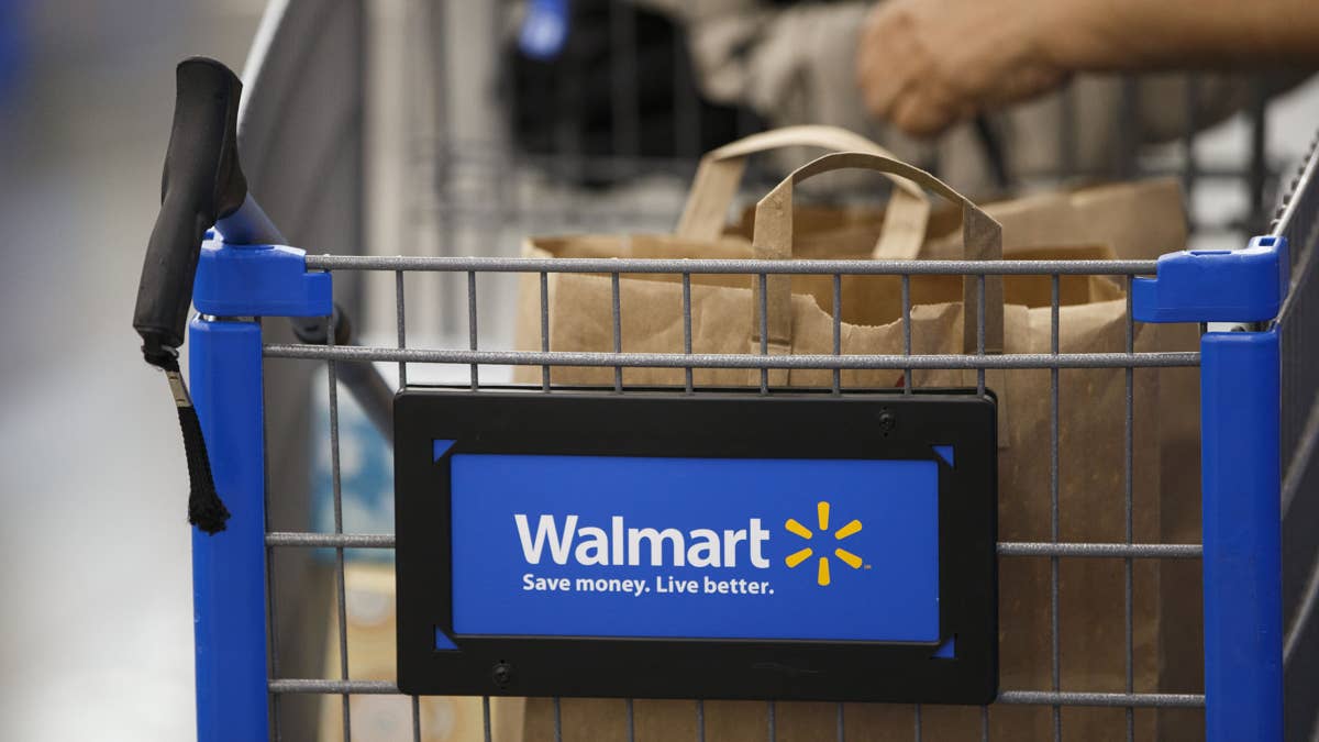 Walmart’s bestselling vintage-inspired slide sandals are only $17
