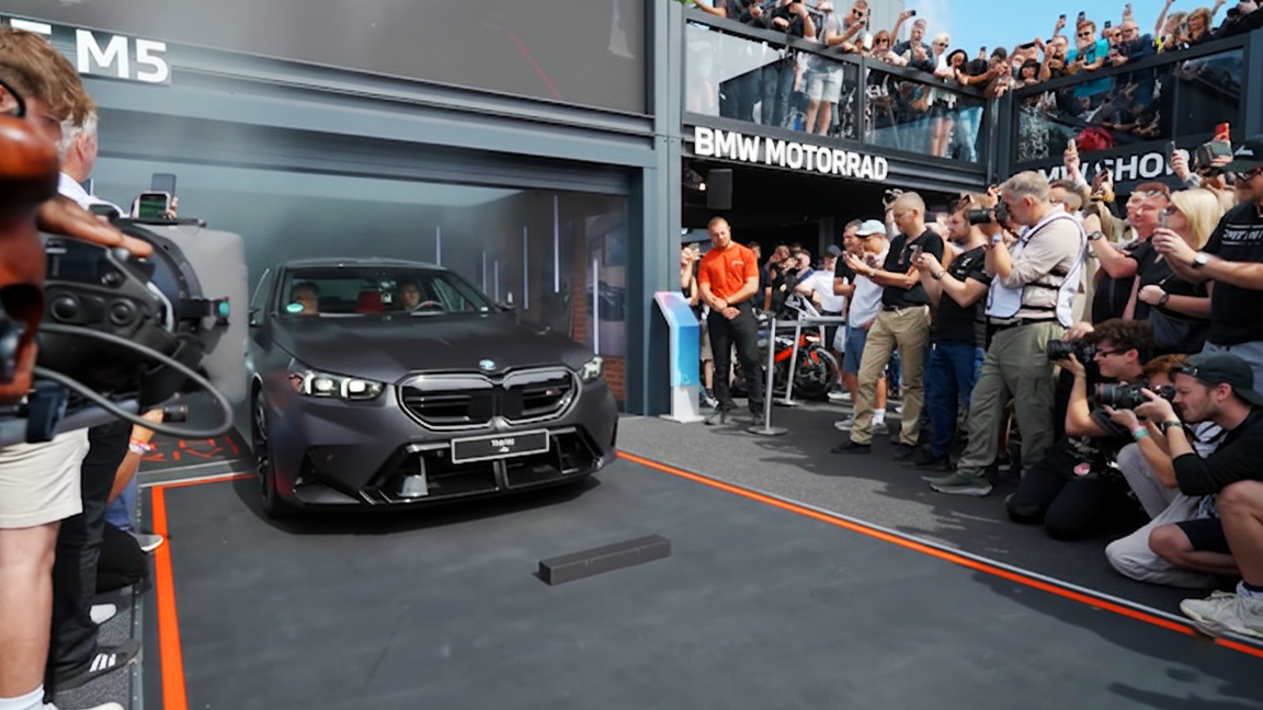 Experiencing the BMW G90 M5 at its global debut