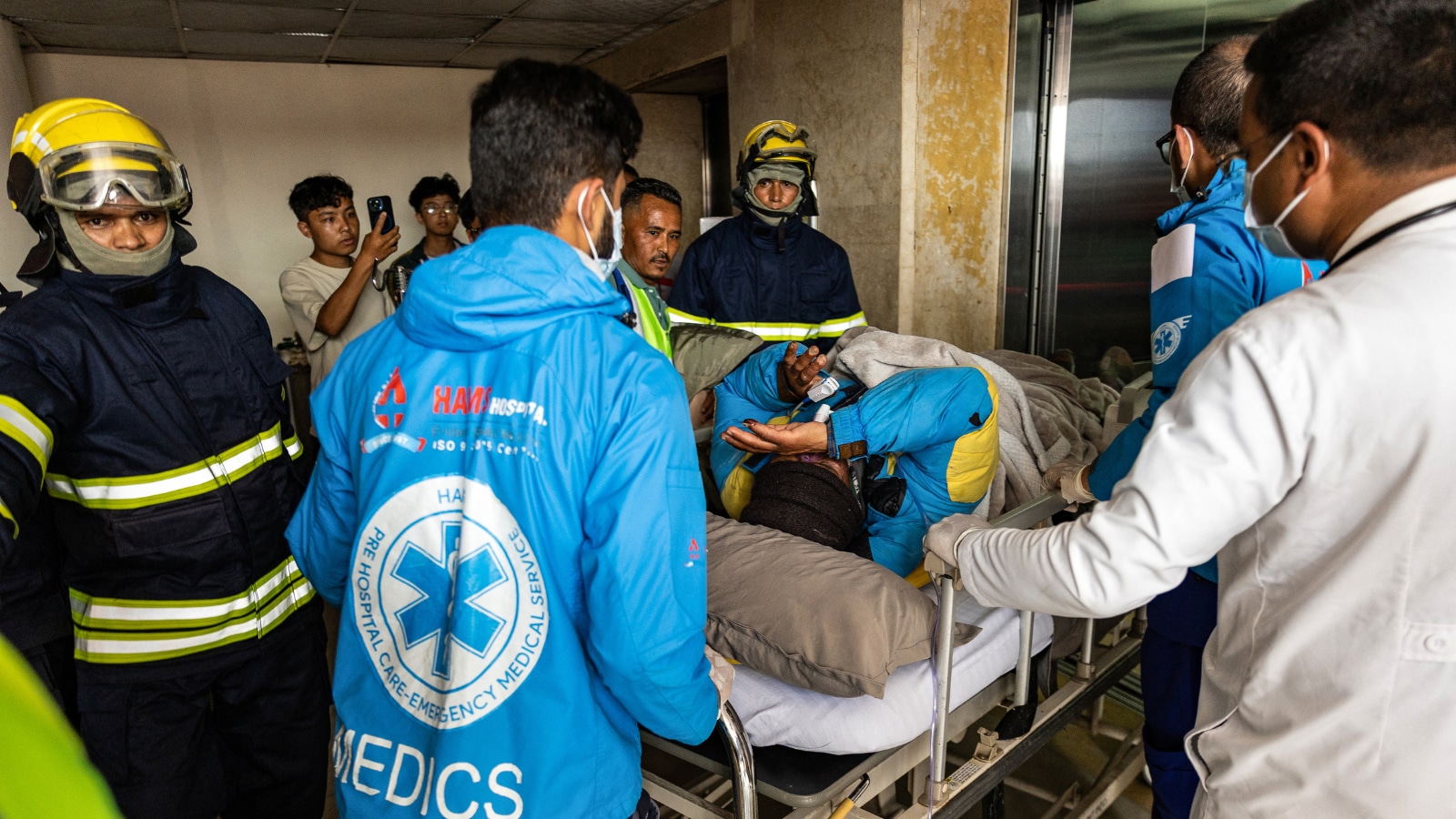 Everest guide survives six brutal days lost on world’s highest peak ...