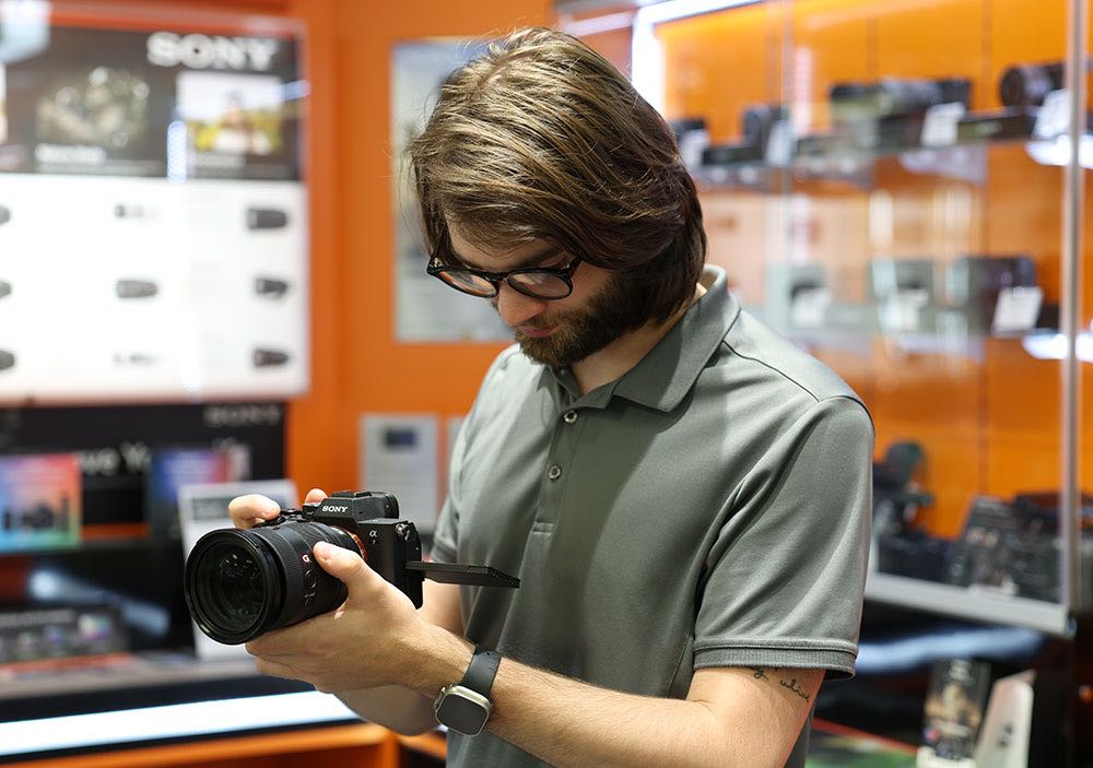 Save big on these Sony full-frame cameras (hurry as offer ends soon)