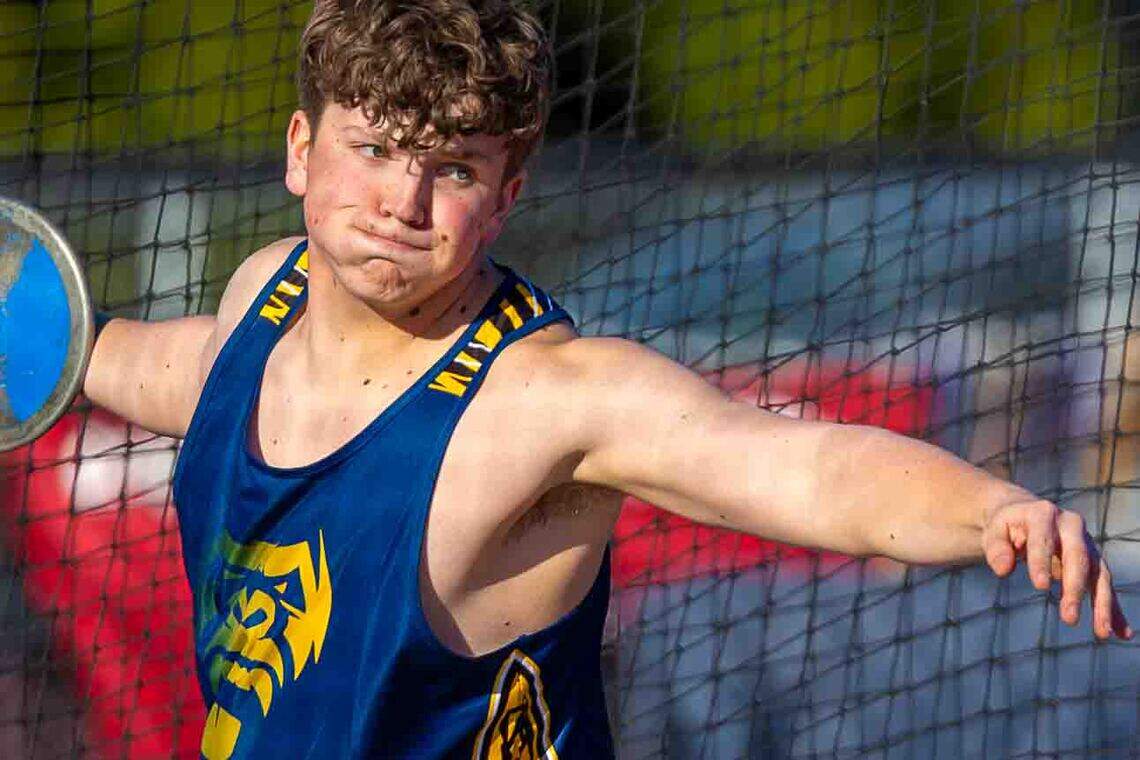 Tri-City pole vaulter is best ever WA high schooler. He can clear a 2 ...