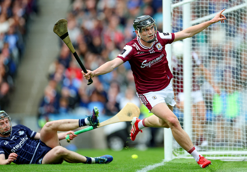 Galway crush Dublin to earn fourth Leinster hurling title