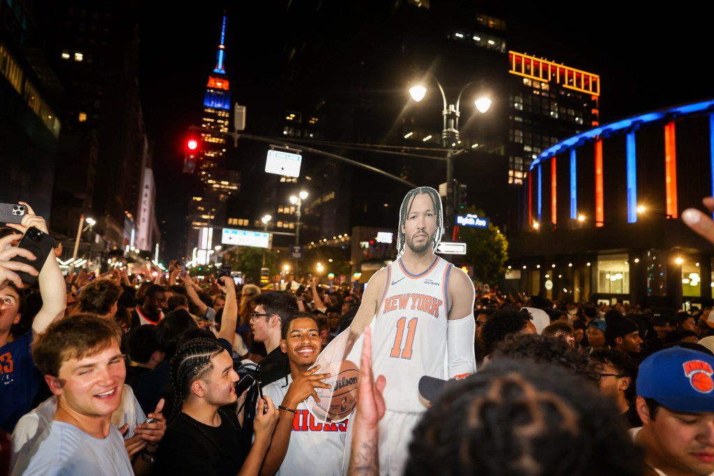 Stephen A Smith begs Donald Trump to not show up for NBA Finals at MSG ...
