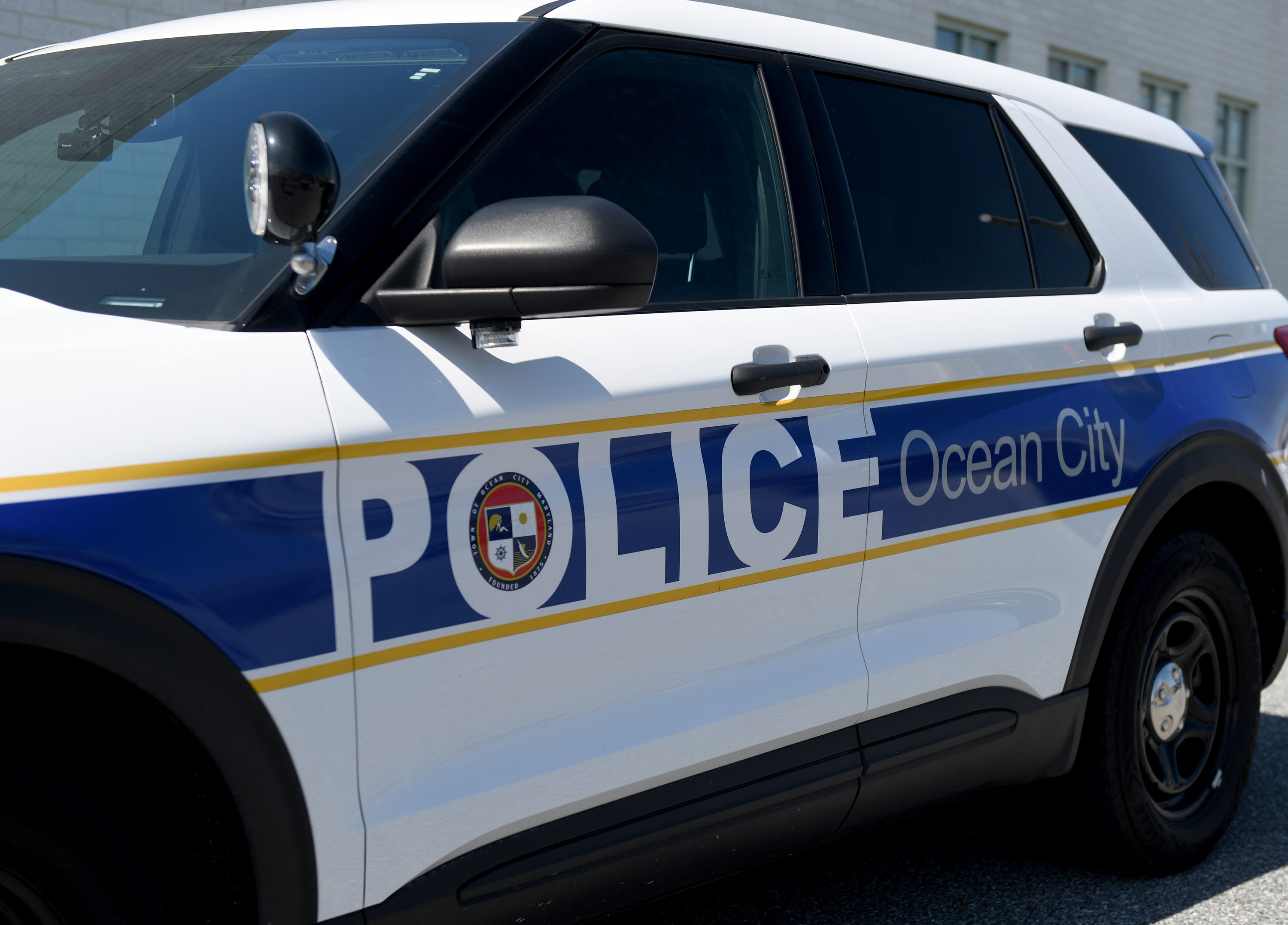 Ocean City police seek two suspects in reported assault on officer