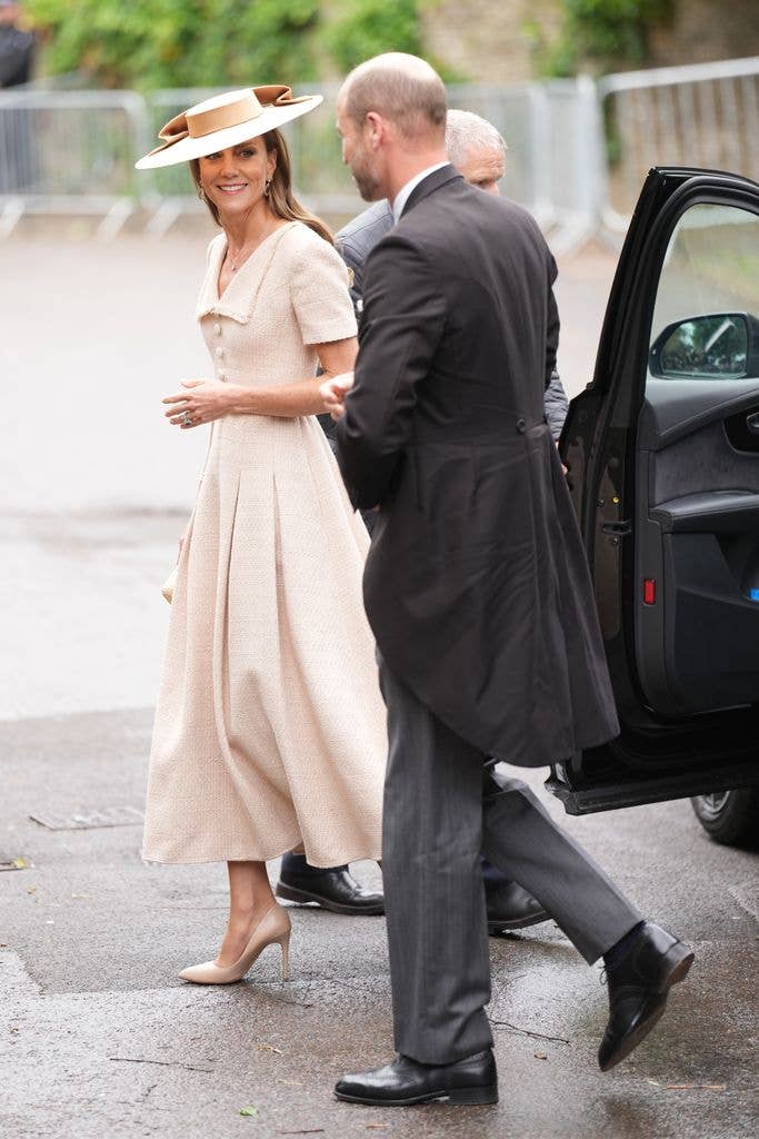 Prince William and Kate arrrive at the wedding of Harriet Sperling to Peter Phillips