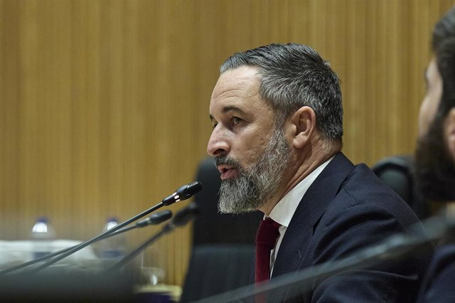 Abascal ve una "humillación" que no dimitan los "mandos de la Guardia ...
