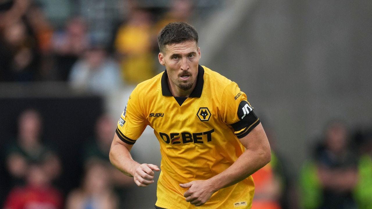 Oficial: Wolverhampton despede-se do lendário Matt Doherty
