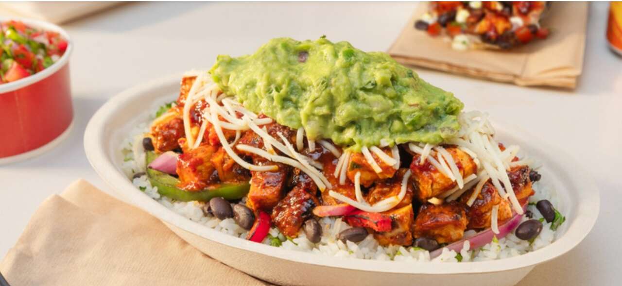 Chipotle to give away 100,000 free entrees during second half of 2026 ...