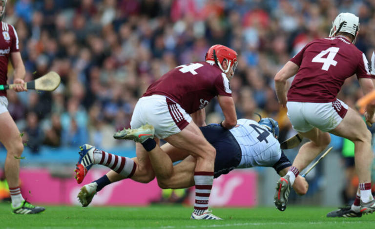 Galway crush Dublin to earn fourth Leinster hurling title