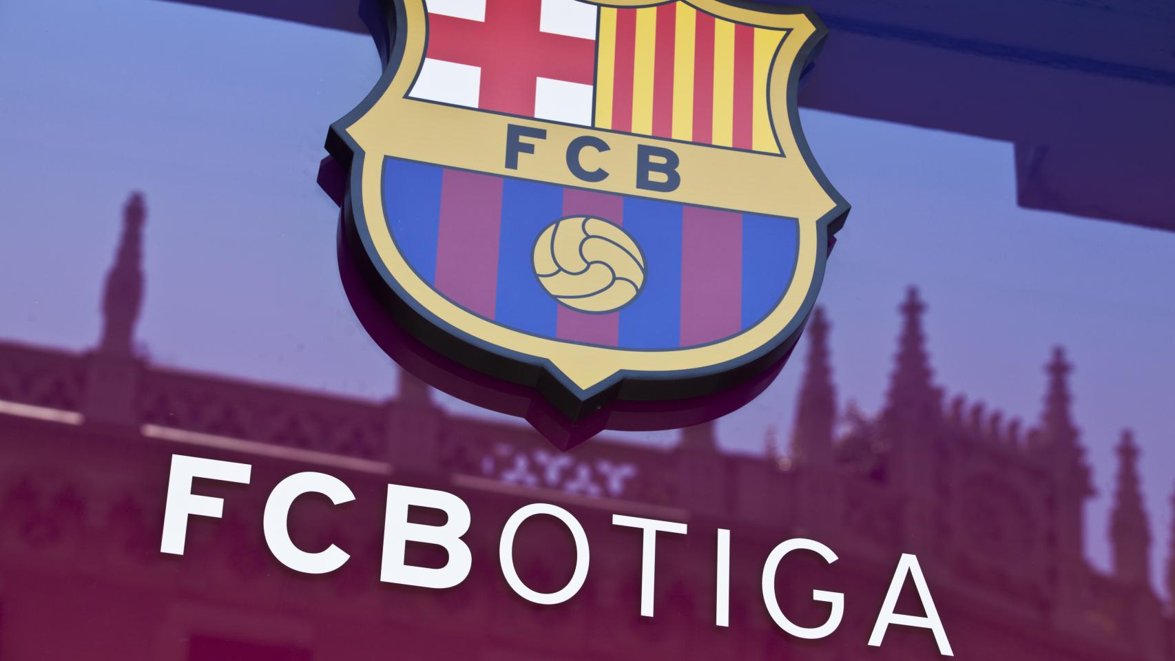 Todo lo que significa que el Barça venda camisetas de segunda mano