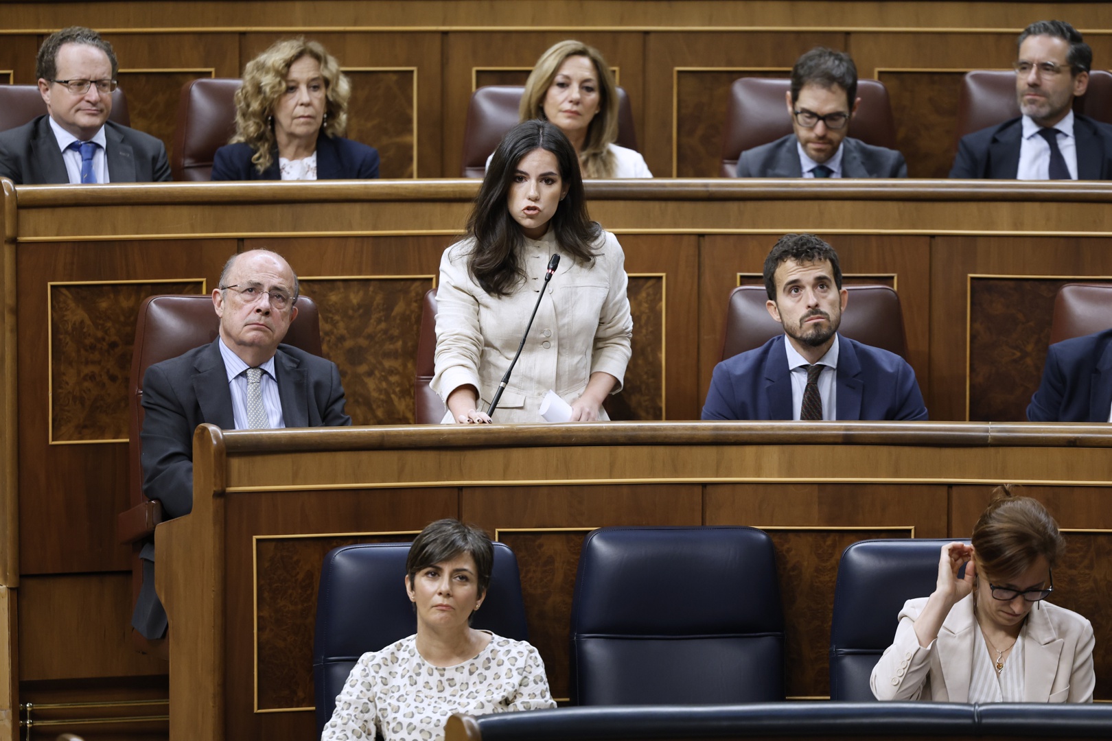 Vox asegura que trabajará para que el Gobierno responda política y ...