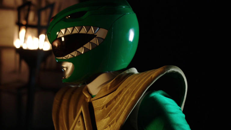 The original green ranger finds his successor in Power Rangers' Tommy ...