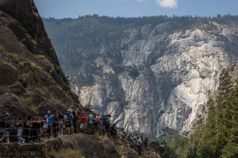 Yosemite National Park reservation changes spark travel chaos, huge queues