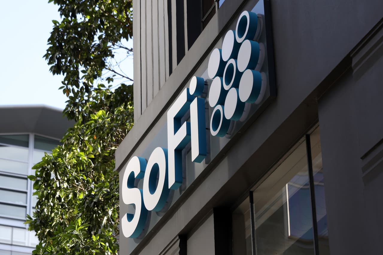 SoFi launches stablecoin to consumers as crypto push continues. Will ...