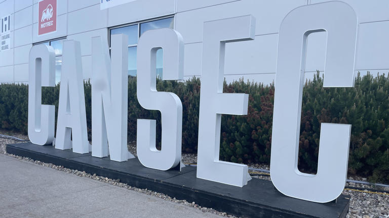 Une affluence record attendue au salon de la défense à Ottawa
