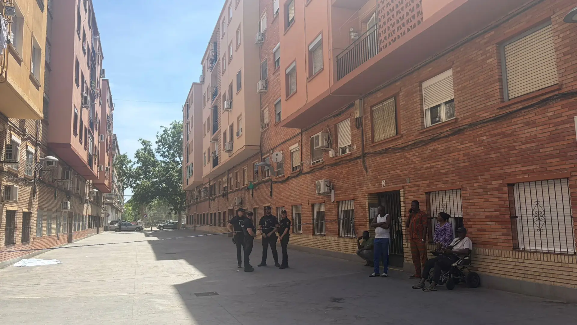Muere un bebé en Zaragoza tras caer por la ventana de un sexto piso de ...
