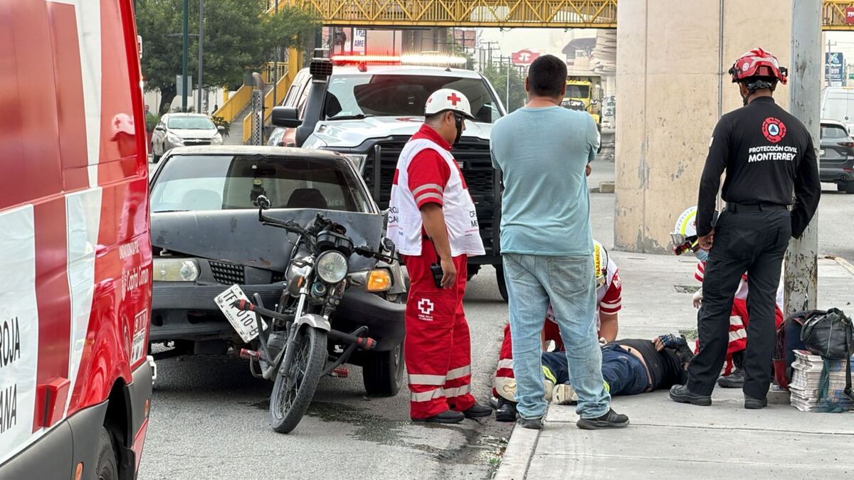 Motociclista resulta lesionado tras choque en límites de Monterrey y ...