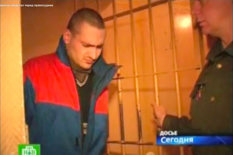 'Maniac' serial killer goes on the run after being released from prison ...