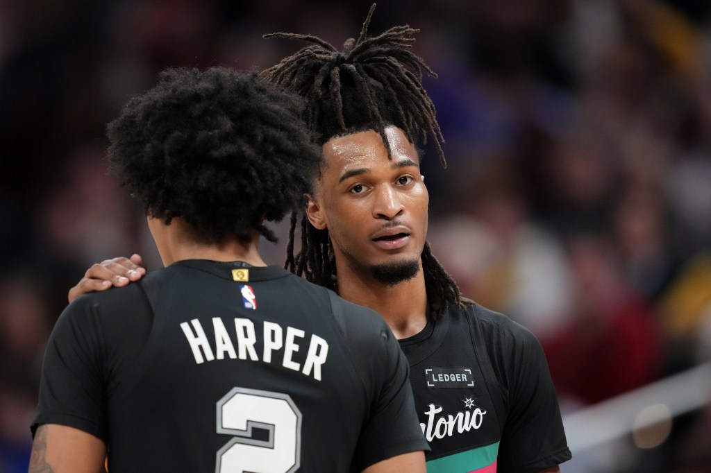 Stephon Castle calls out officiating after Spurs' Game 5 loss to Thunder