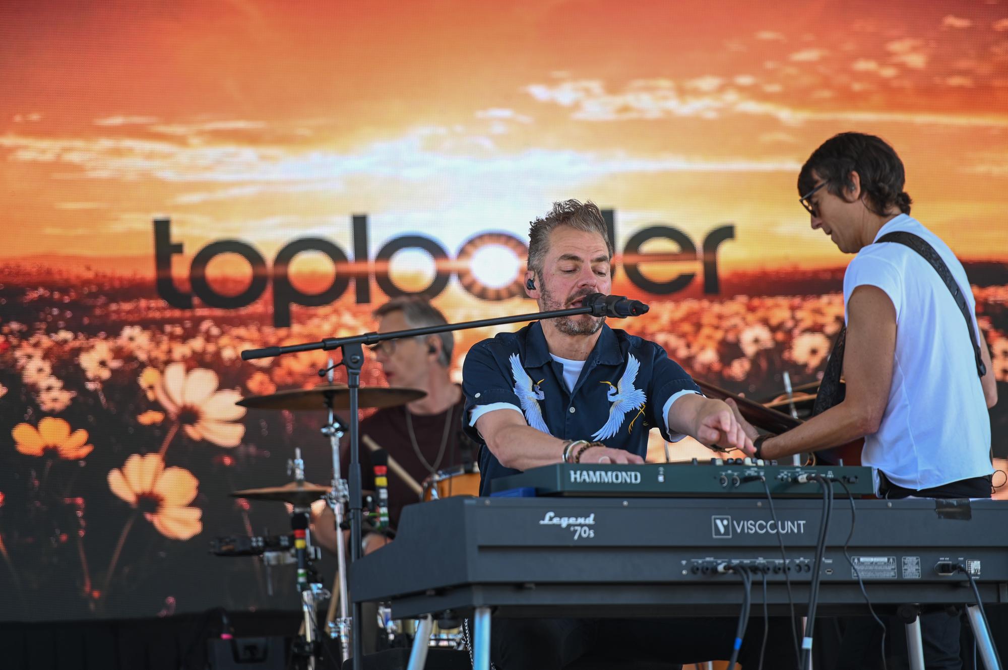 In pictures: Toploader perform at Eastbourne Bandstand