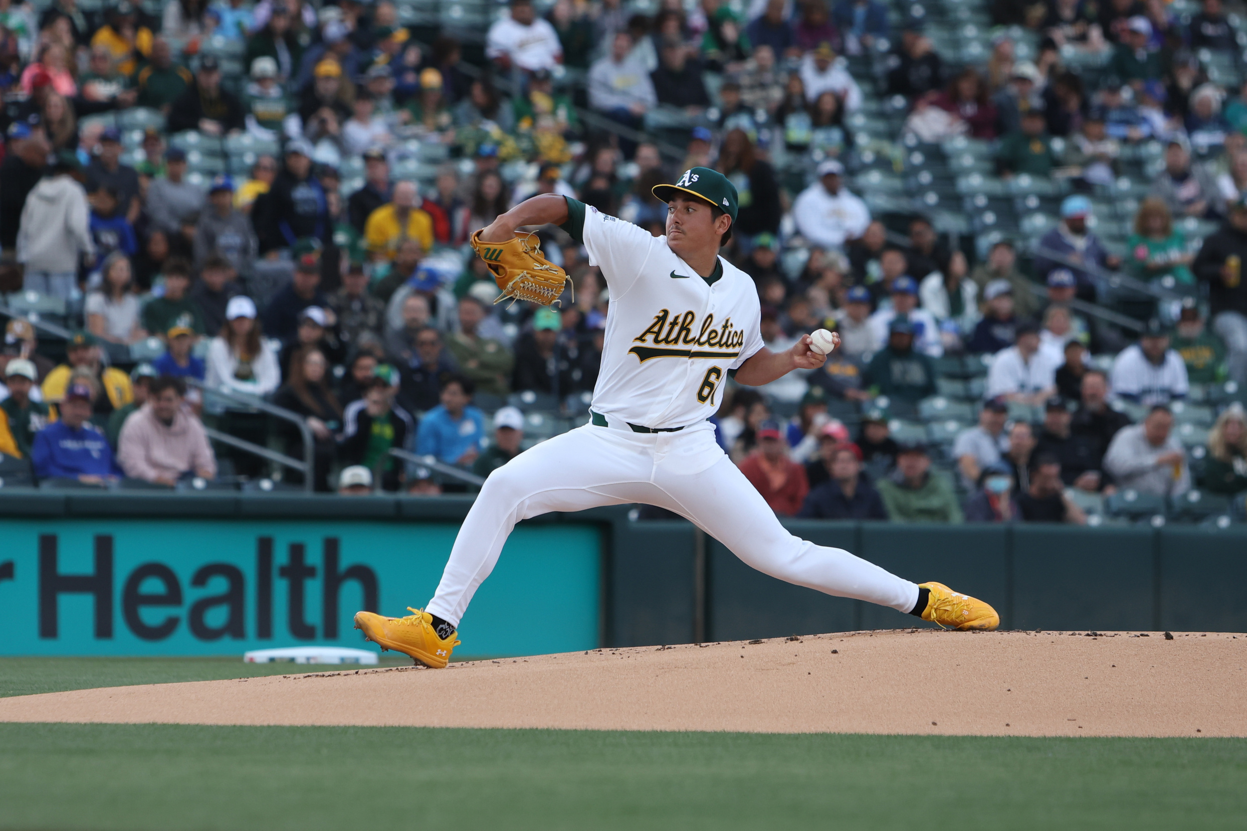 Jump drops MLB debut as Mariners beat A’s 4-1