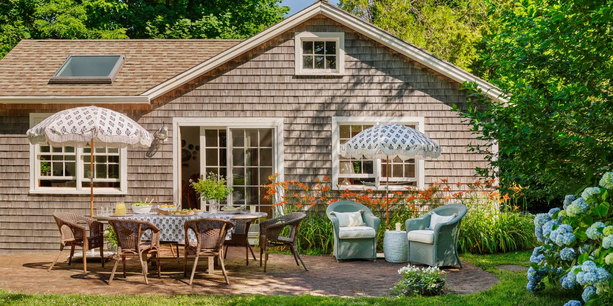 Easy Ways to Give Your Patio Cottage Charm