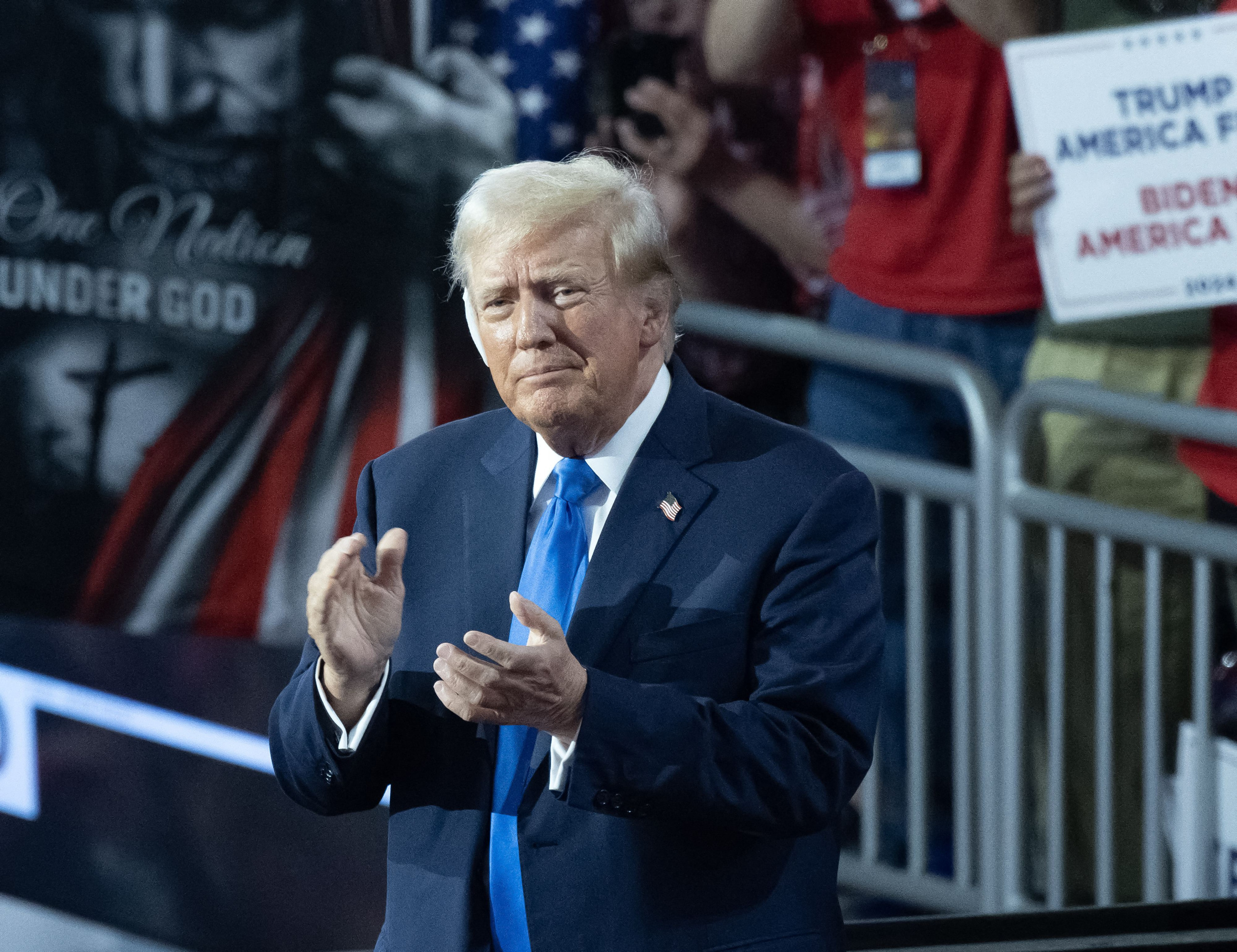 Panel puts Trump’s weight under the microscope