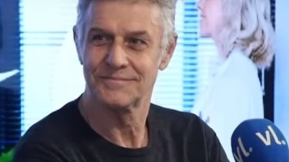 Muere a los 69 años Pierre Deny, actor conocido por su papel de Louis ...