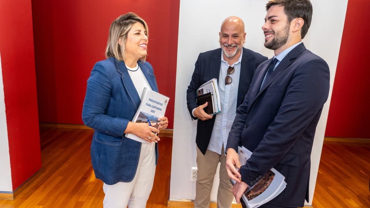 La alcaldesa del PP en Cartagena echa a Vox de su Gobierno y desactiva ...