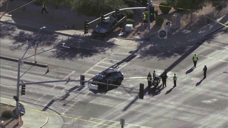 Woman ejected from vehicle and hospitalized after Glendale crash