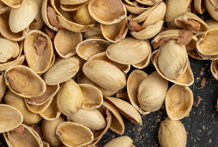 This genius pistachio shell hack lets you make your own custom icon ...