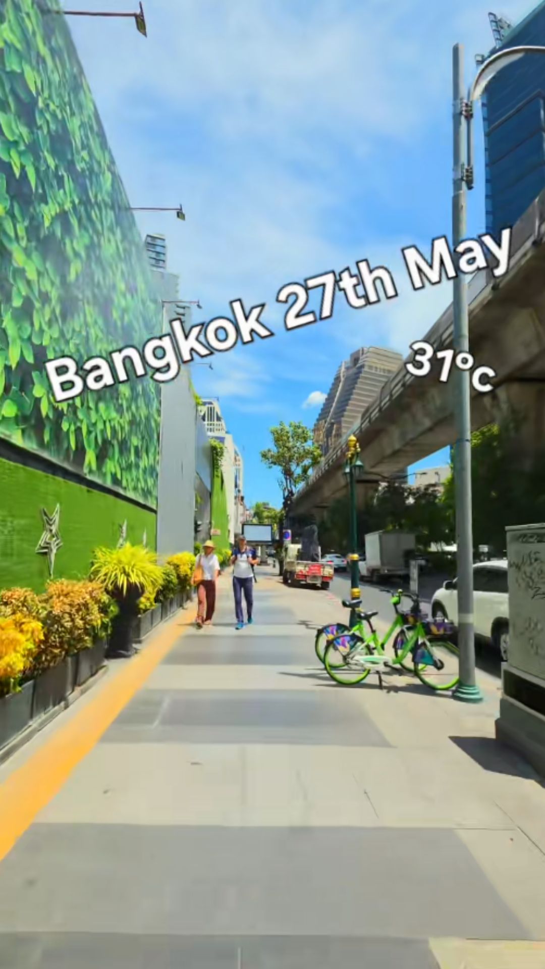 Daily Bangkok forecast: 31°C on Sukhumvit Road
